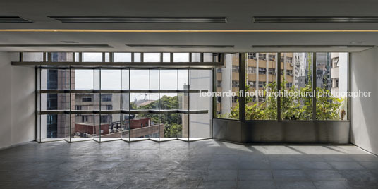 edifício rb12 triptyque