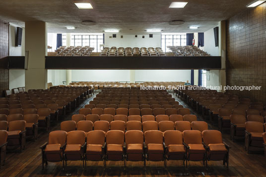 associação brasileira de imprensa mmm roberto